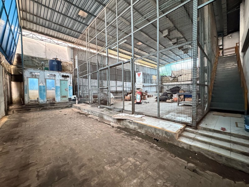 Cirendeu Gudang Siap Pakai Lahan Luas Cocok Pabrik & Logistik