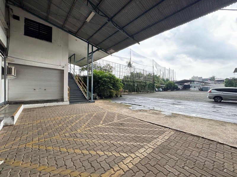 Cirendeu Gudang Siap Pakai Lahan Luas Cocok Pabrik & Logistik