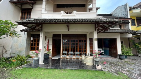 Investasi Menguntungkan Rumah & Kost 30 Kamar Selangkah ke Kampus & Mall di Condongcatur, Depok, Sleman