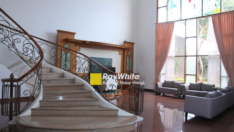 Rumah Mdoern Setiabudi Regency Bandung