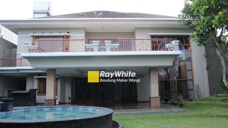 Rumah Mdoern Setiabudi Regency Bandung