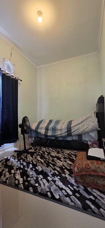 Dijual rumah modern dan terawat di kawasan Perumahan Villa Gunung Lestari