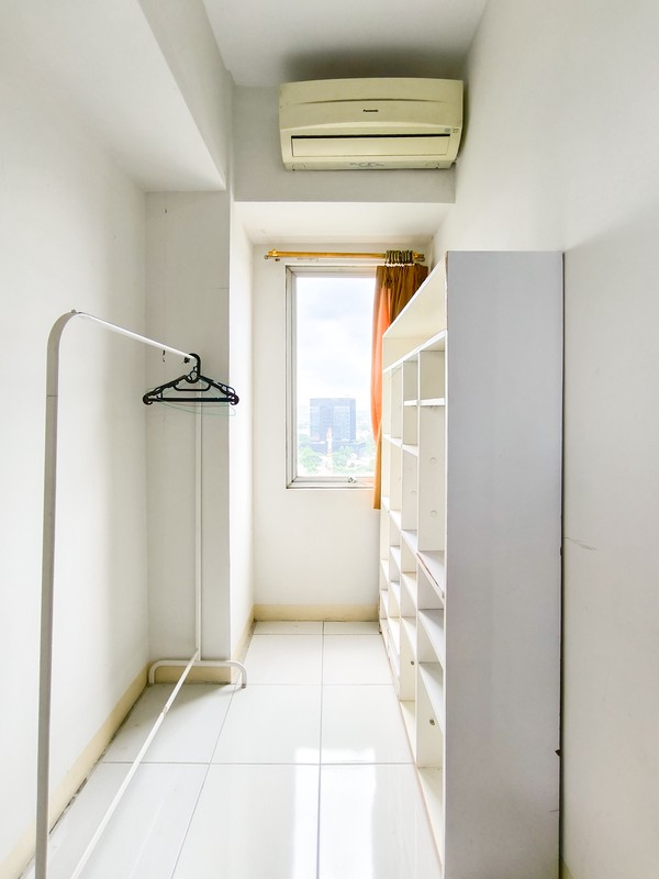 Apart 2 BR murah di Emerald Bintaro Tower 