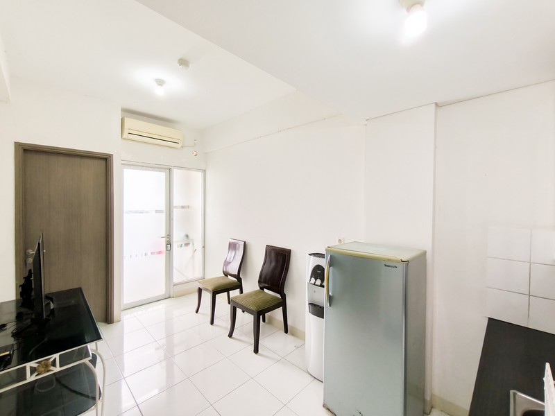 Apart 2 BR murah di Emerald Bintaro Tower 