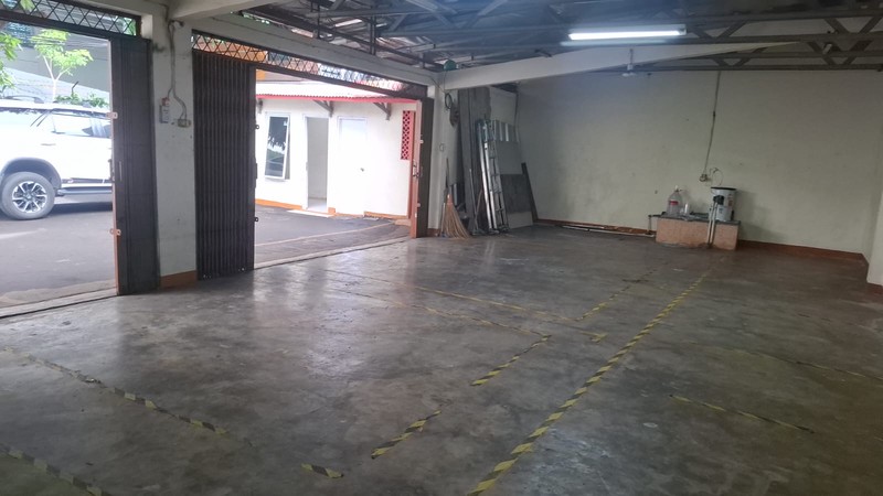 Tanah / Gudang Lokasi Asem Baris Kebon Baru Tebet Jaksel