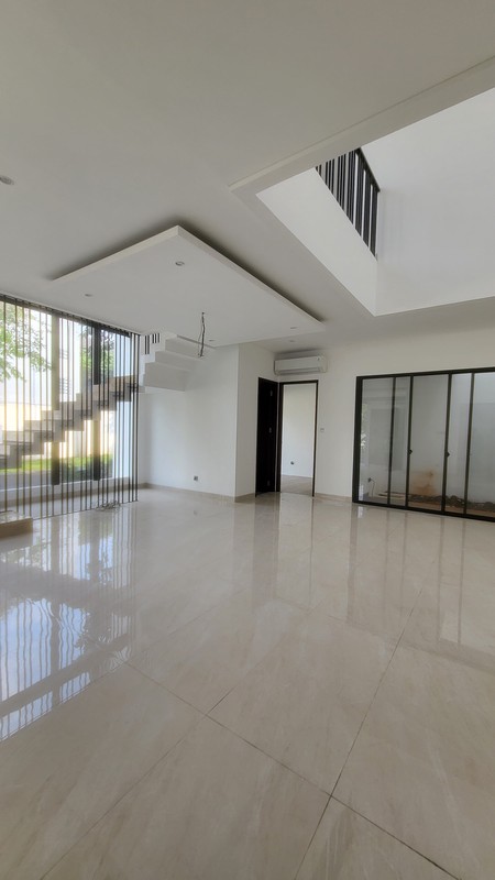 Rumah Baru Minimalis 2 Lantai di The Icon BSD Dekat Akses Tol