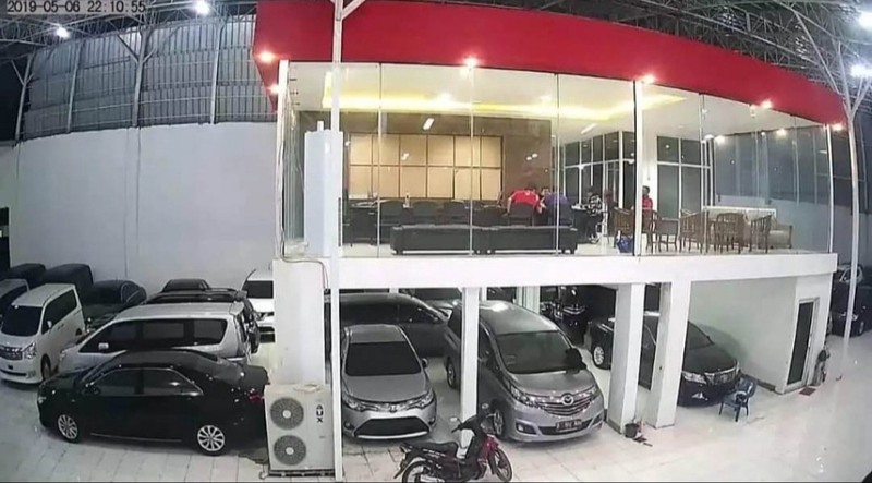 Disewa Showroom Husein Sastra Negara - Juru Mudi Benda