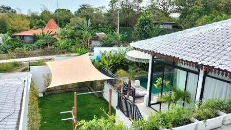 For Sale Leasehold - White villa joglo style with rice field views in Canggu - Bali