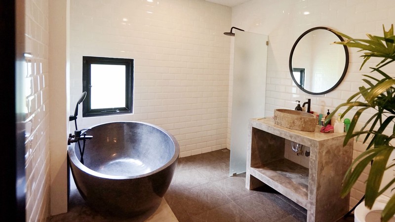 For Sale Leasehold - White villa joglo style with rice field views in Canggu - Bali