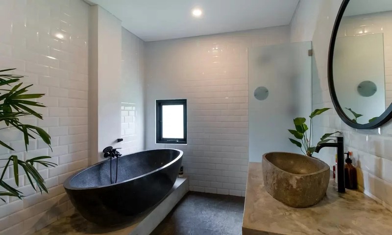 For Sale Leasehold - White villa joglo style with rice field views in Canggu - Bali