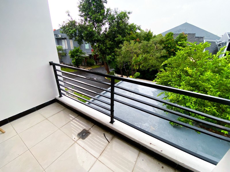 Rumah Cantik Bersih Siap Huni dengan Hunian Nyaman dan Asri @Bintaro Jaya, Sektor 9