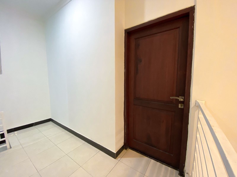 Rumah Cantik Bersih Siap Huni dengan Hunian Nyaman dan Asri @Bintaro Jaya, Sektor 9