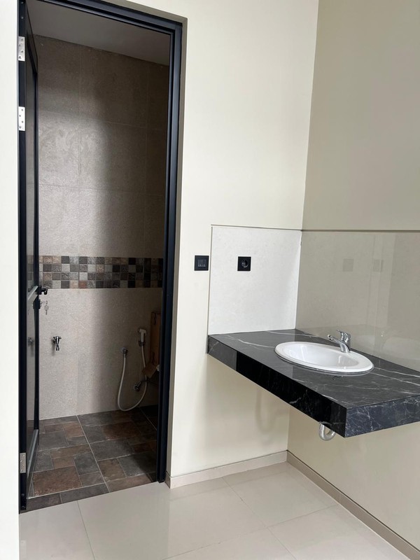 Dijual Rumah Graha Family Blok R - Surabaya Barat