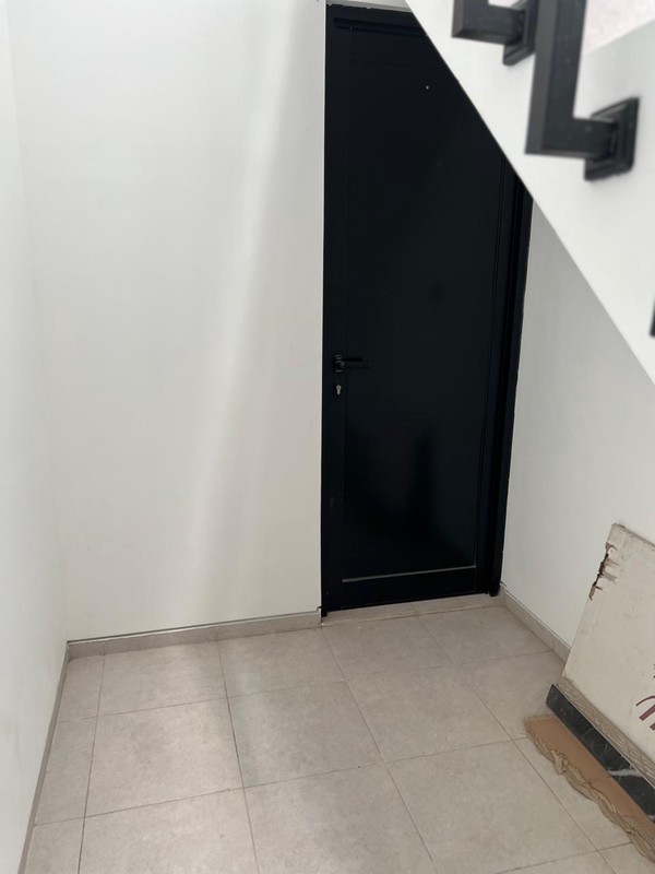 Dijual Rumah Graha Family Blok R - Surabaya Barat