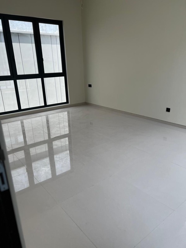 Dijual Rumah Graha Family Blok R - Surabaya Barat