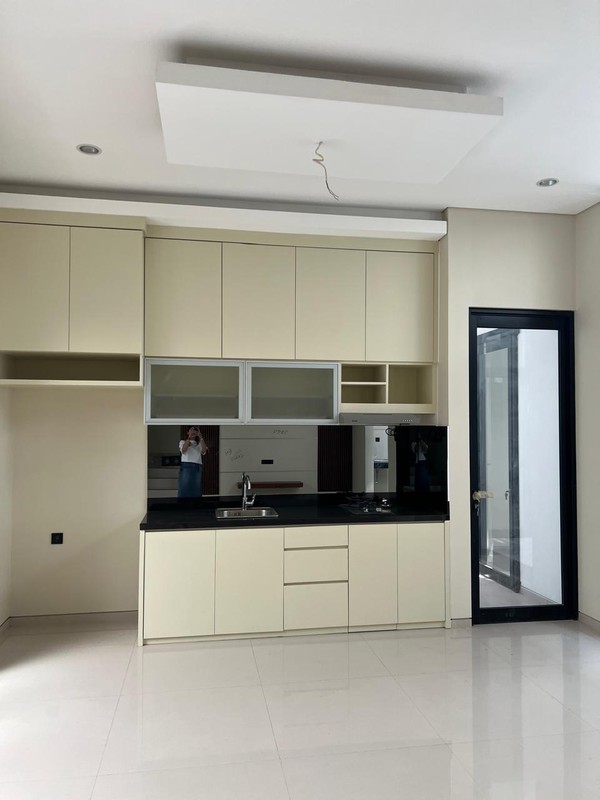 Dijual Rumah Graha Family Blok R - Surabaya Barat