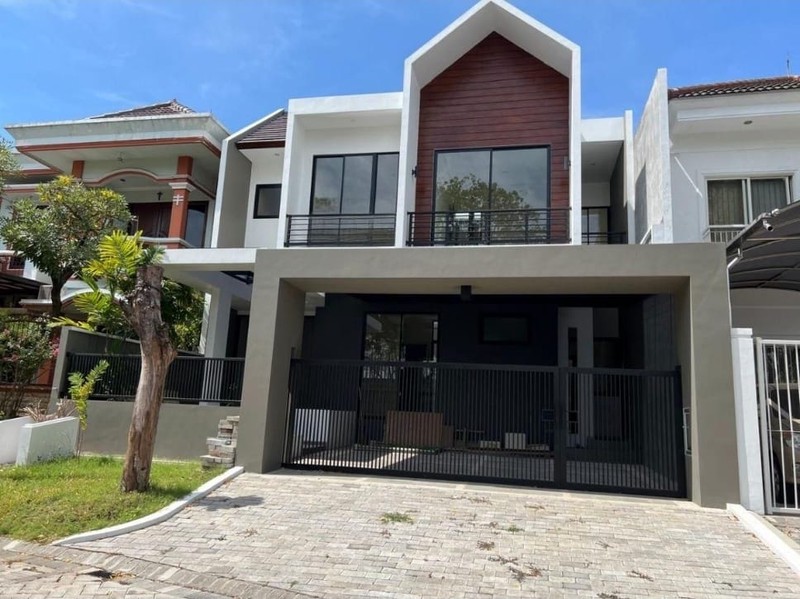 Dijual Rumah Graha Family Blok R - Surabaya Barat