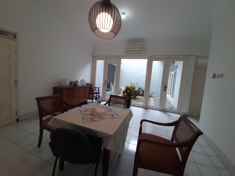 Rumah Siap Huni di Warung Buncit Dalam Komplek 