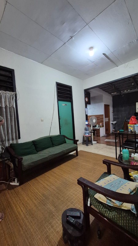 Rumah Terawat Dalam Komplek Cirendeu Dekat MRT