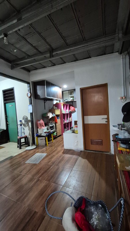 Rumah Terawat Dalam Komplek Cirendeu Dekat MRT