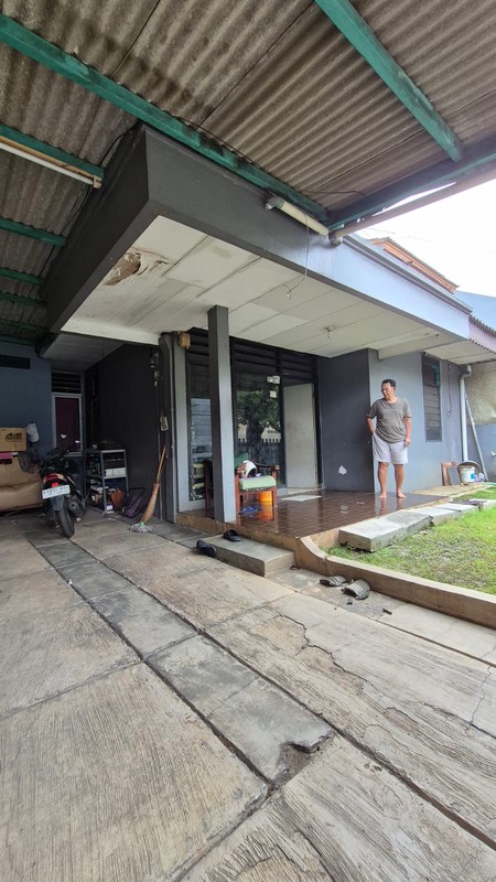 Rumah Terawat Dalam Komplek Cirendeu Dekat MRT