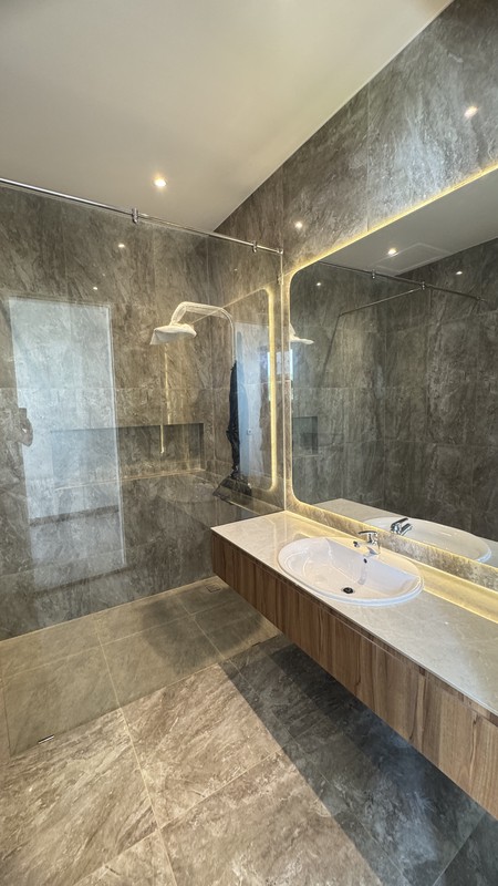 BARU GRESS Dijual Rumah Citraland Woodland - Surabaya Barat