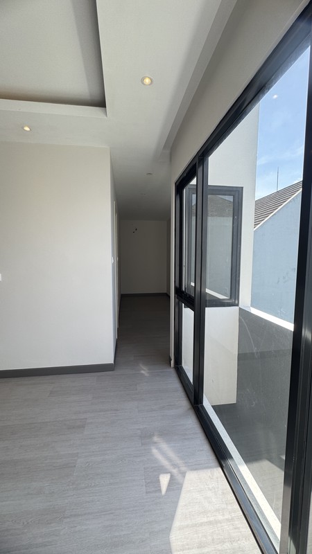 BARU GRESS Dijual Rumah Citraland Woodland - Surabaya Barat