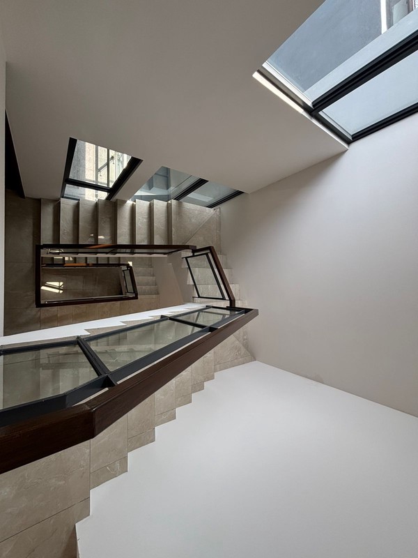 Best Deal. Jarang Ada! Rumah Atherton 3 Lantai di Kota Wisata 