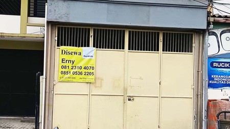 Ruko di Kutisari Selatan Surabaya Selatan, Row jalan depan lebar, area padat penduduk, Siap Pakai
