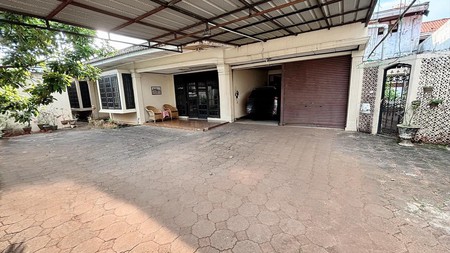 Rumah Bagus Luas Siap Huni 750 m2 LB 400 m2 @Pesanggrahan, Jakarta Selatan