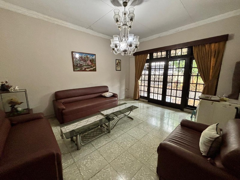 Rumah Bagus Luas Siap Huni 750 m2 LB 400 m2 @Pesanggrahan, Jakarta Selatan