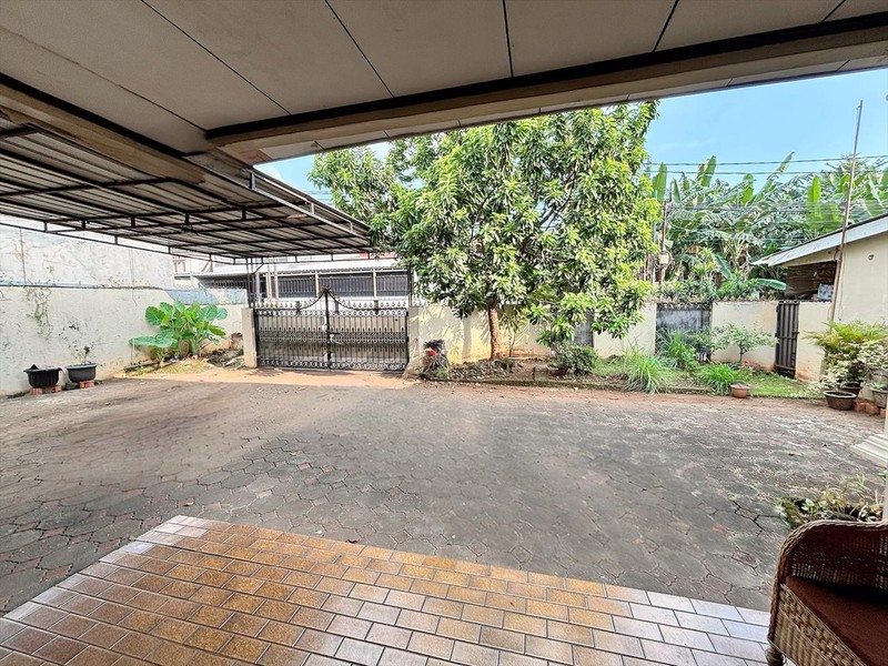 Rumah Bagus Luas Siap Huni 750 m2 LB 400 m2 @Pesanggrahan, Jakarta Selatan