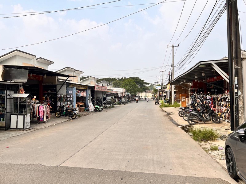 Rumah Usaha Posisi HooK di Sentraland Boulevard Parung Panjang