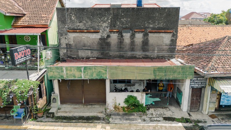 Dijual Tanah Strategis + Bonus Bangunan Area Perkantoran & Kuliner Eksklusif di Jl. Gedongkuning, Banguntapan, Bantul