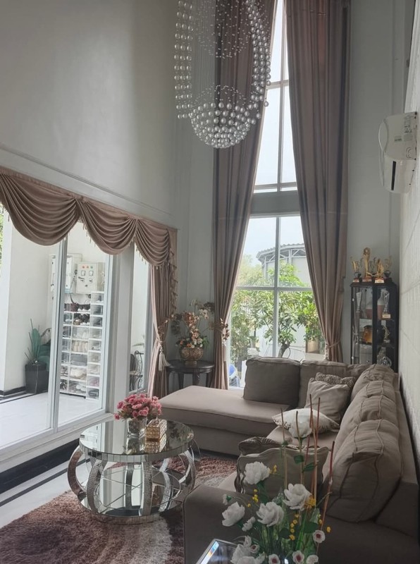 Rumah Mewah tanah luas di Panongan Citra Raya Cikupa Tangerang