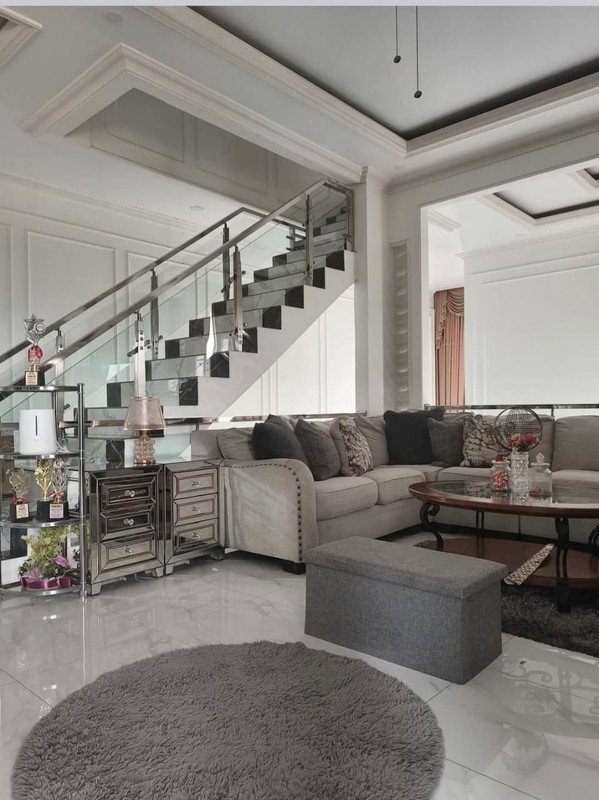 Rumah Mewah tanah luas di Panongan Citra Raya Cikupa Tangerang