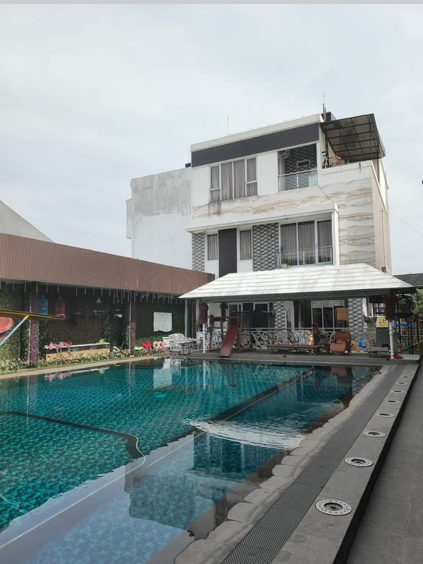 Rumah Mewah tanah luas di Panongan Citra Raya Cikupa Tangerang