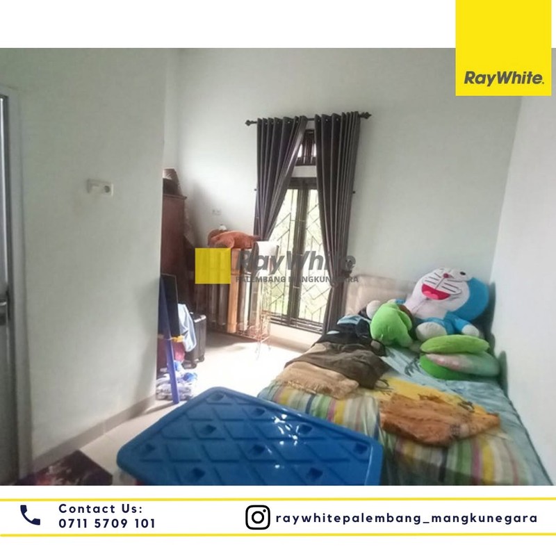 Di Jual Cepat Rumah bisa muat garasi 3 Mobil