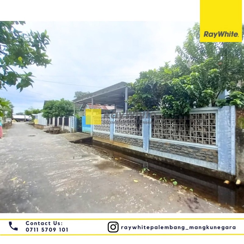 Di Jual Cepat Rumah bisa muat garasi 3 Mobil