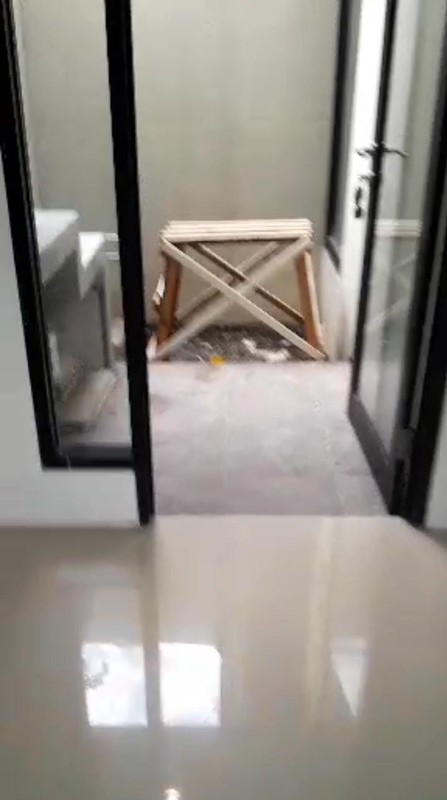 Dijual Rumah - Northwest Lake Surabaya Barat