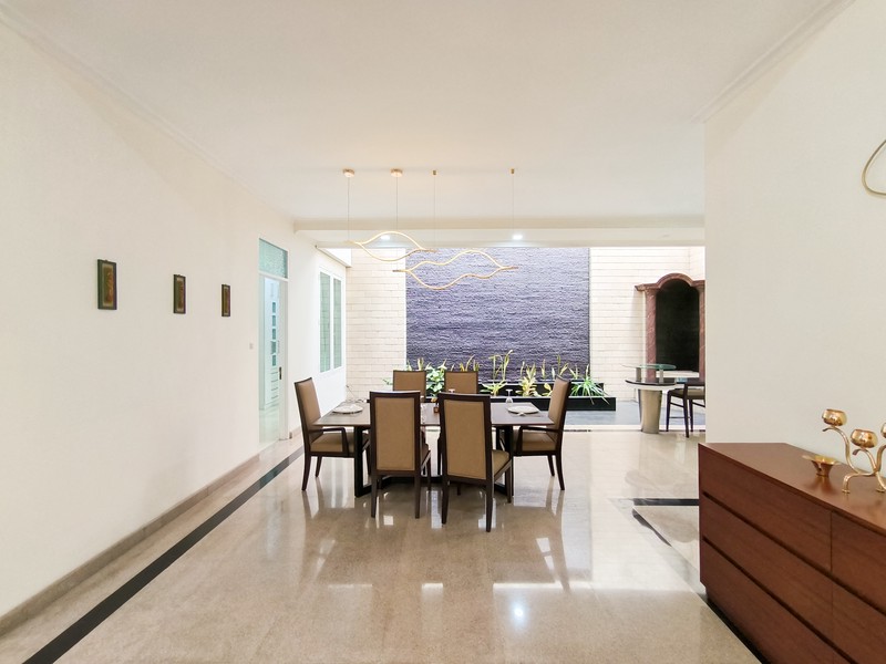 Rumah Bagus Di Taman Kebon Jeruk Jakarta Barat