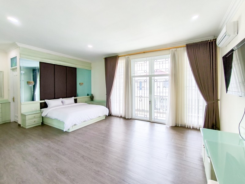 Rumah Bagus Di Taman Kebon Jeruk Jakarta Barat