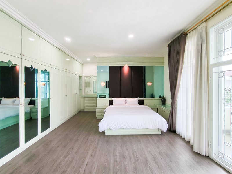 Rumah Bagus Di Taman Kebon Jeruk Jakarta Barat