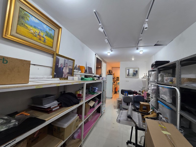 Rumah Bagus Siap Huni Asri di Camar, Bintaro Jaya, Sektor 3, Tangerang Selatan 