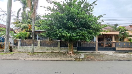 Rumah Hook Strategis Pinggir Jalan Hadap Selatan Di Dukuh Zambrud Dkt Grandwisata