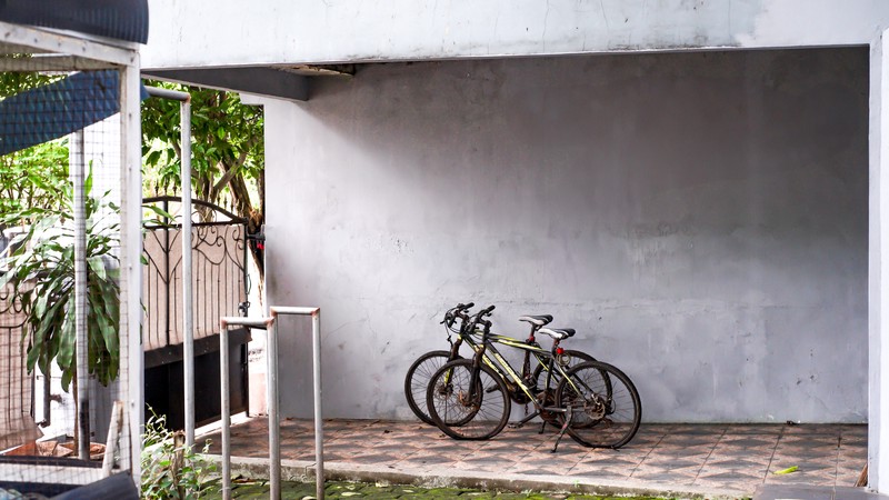 Rumah Hook Strategis Pinggir Jalan Hadap Selatan Di Dukuh Zambrud Dkt Grandwisata