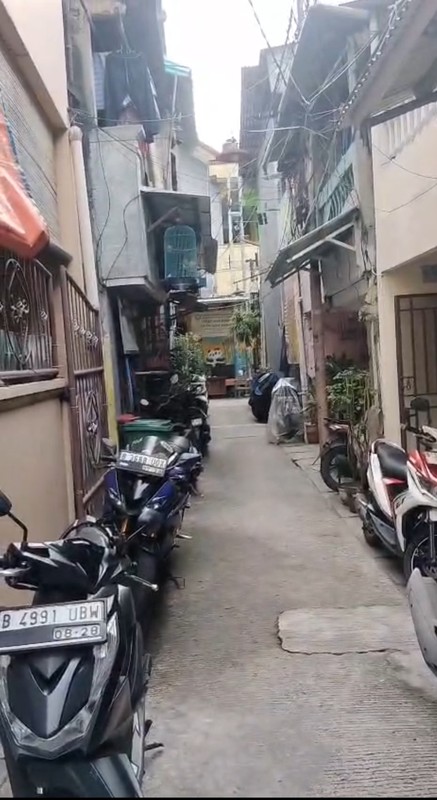 Rumah Jl Ancol Selatan Gang Muara Bahari Barat  