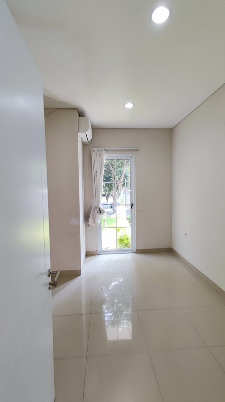 Jarang Ada. Rumah Mewah De Park De Maja, BSD