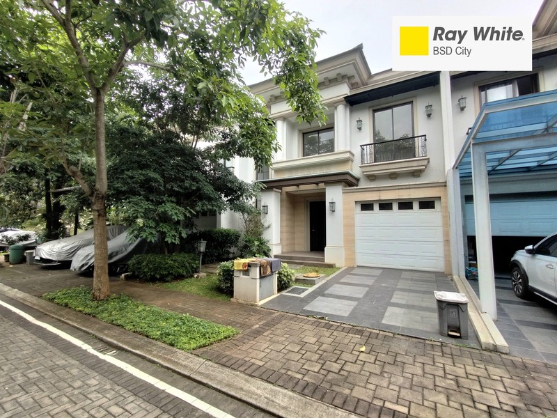Rumah di kawasan Elite Private Cluster JADEITE BSD City