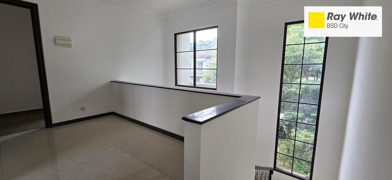 Rumah di kawasan Elite Private Cluster JADEITE BSD City